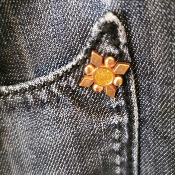 Eight Sin dark denim size 29capris - Picture 5 of 7